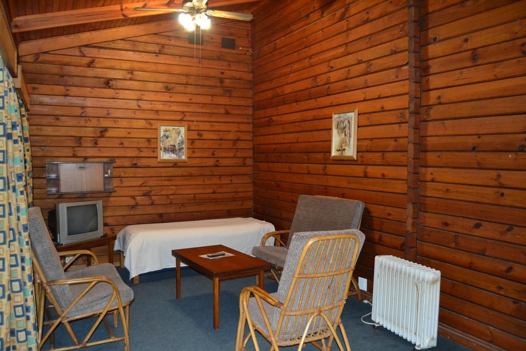 Log Cabin & Settlers Village Граскоп Экстерьер фото